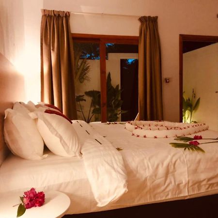 Dacha Thoddoo Hotel Bagian luar foto