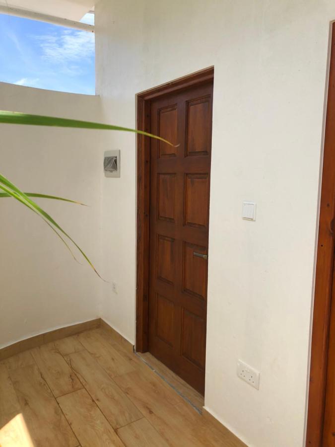 Dacha Thoddoo Hotel Bagian luar foto